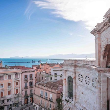 Modern Apartment In Historic Building Cagliari Extérieur photo