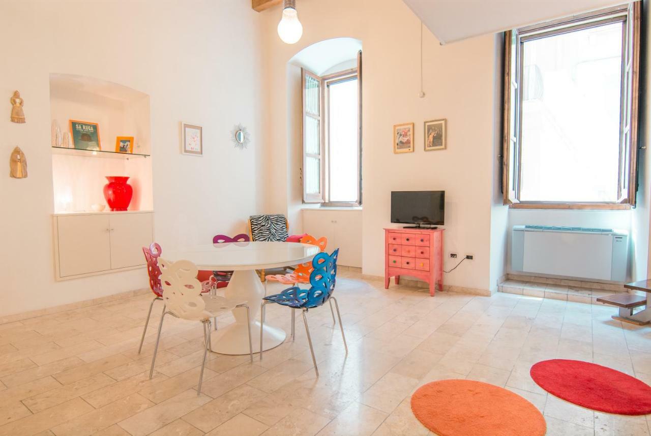 Modern Apartment In Historic Building Cagliari Extérieur photo