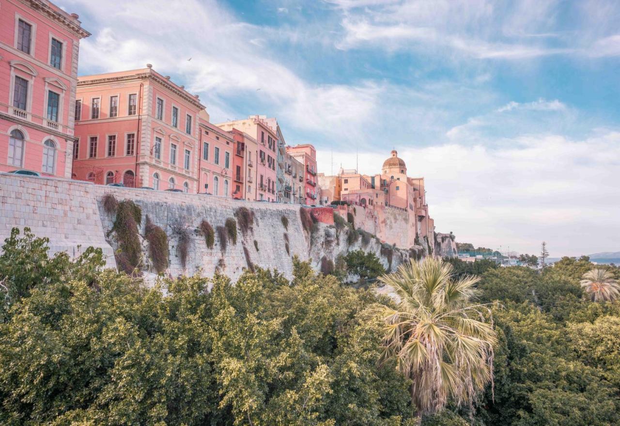Modern Apartment In Historic Building Cagliari Extérieur photo